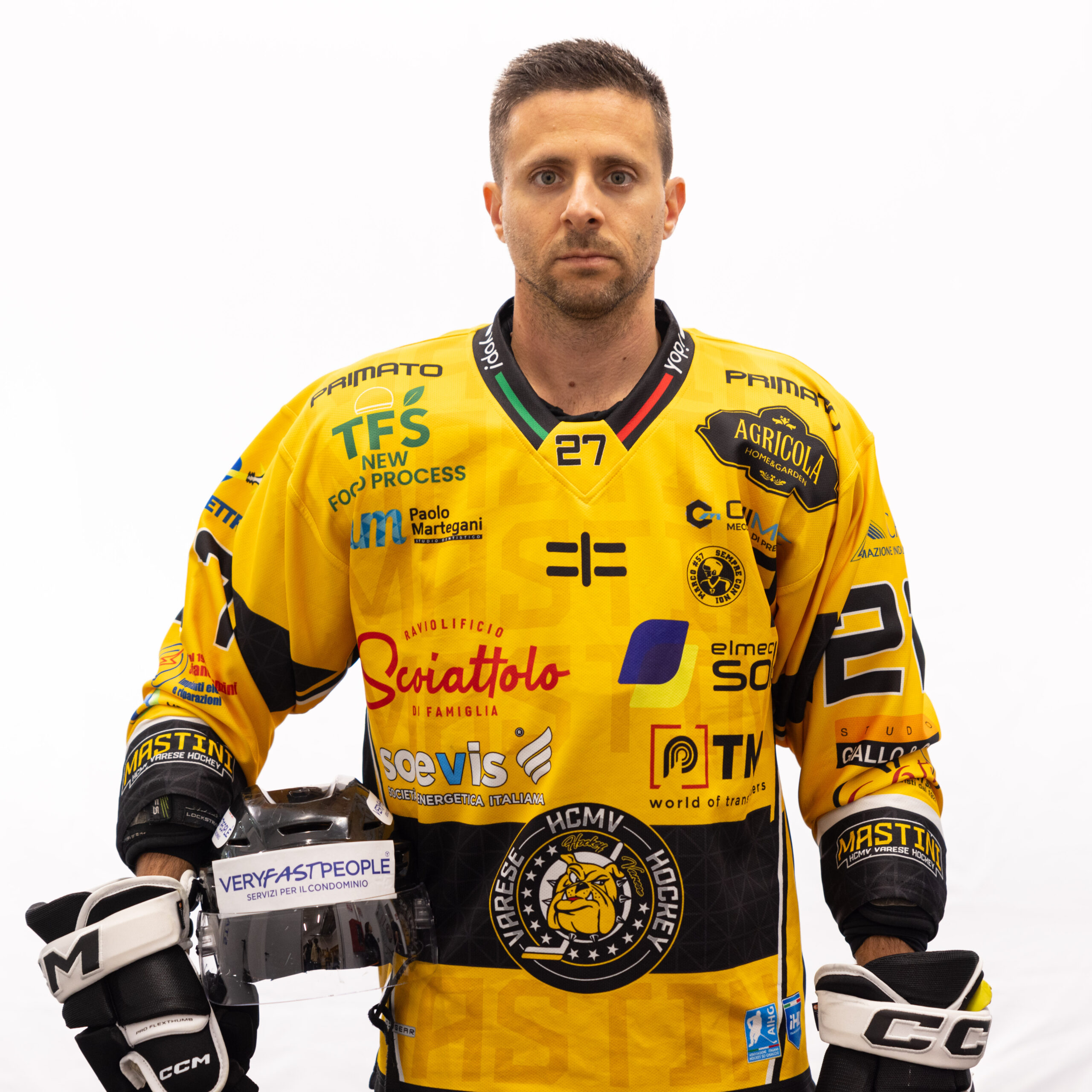 I Mastini gialloneri cadono a Cavalese